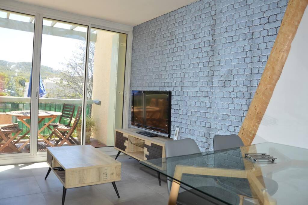 Le Sof Paradis Grand T2 Sur La Plage Des Lecques Saint-Cyr-sur-Mer Exterior photo